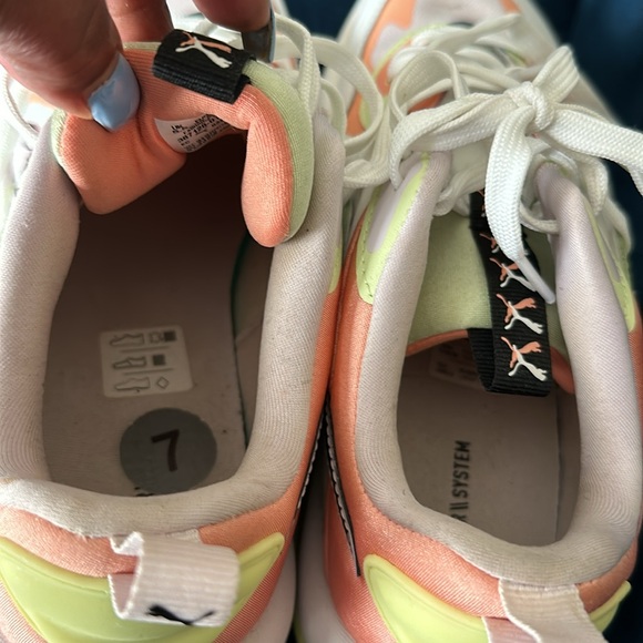 Literally brand new worn twice - Picture 7 of 7